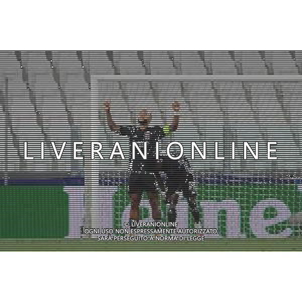 Torino 07.08.2020 Allianz Stadium Juventus vs Olympique Lione Champions League 2019/2020 ©Viganti/Agenzia Aldo Liverani Nella foto: esultanza dopo gol su rigore di memphis depay / AGENZIA ALDO LIVERANI SAS