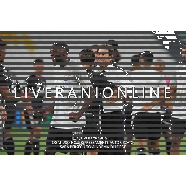 Torino 07.08.2020 Allianz Stadium Juventus vs Olympique Lione Champions League 2019/2020 ©Viganti/Agenzia Aldo Liverani Nella foto: festa lione a fine gara per il passaggio del turno - rudi garcia / AGENZIA ALDO LIVERANI SAS