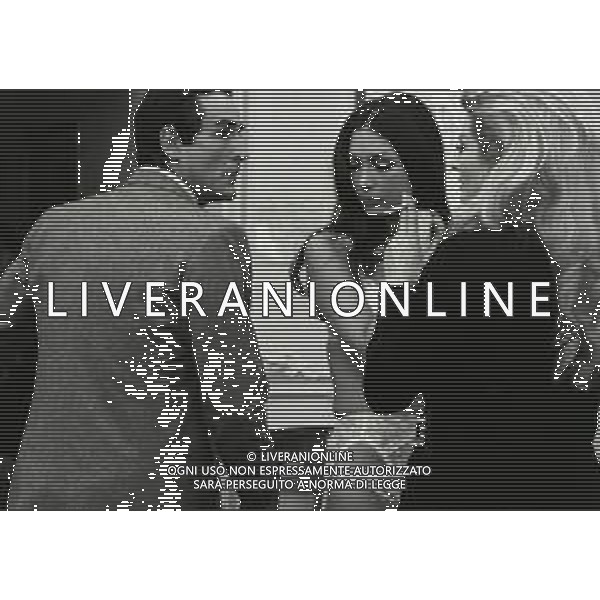 RETROSPETTIVA VITTORIO GASSMAN ATTORE NELLA FOTO VITTORIO GASSMAN NELL\'ANNO 1969 NEL FILM“IL DIVORZIO“ CON HELENA ROONE E ANITA ECKBERG AG ALDO LIVERANI SAS  