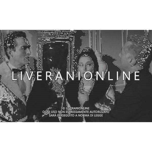 RETROSPETTIVA VITTORIO GASSMAN ATTORE NELLA FOTO VITTORIO GASSMAN NELL\'ANNO 1969 NEL FILM“IL DIVORZIO“ CON HELENA ROONE E ANITA ECKBERG AG ALDO LIVERANI SAS  