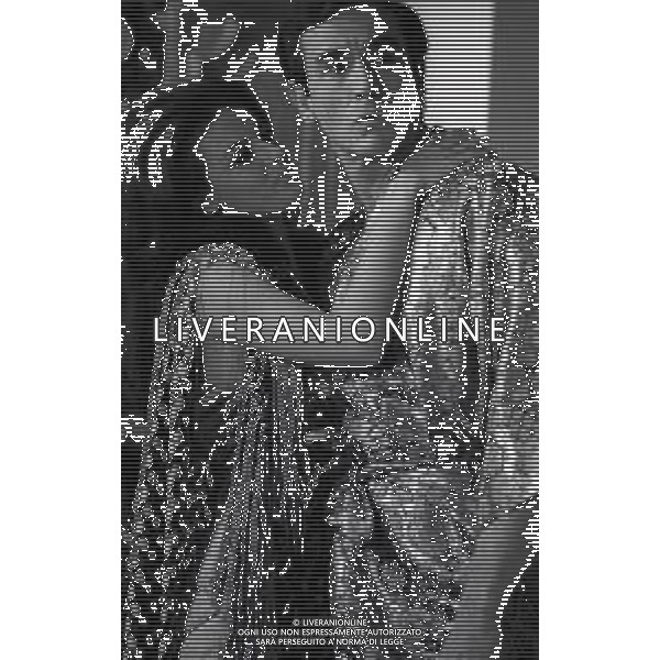 RETROSPETTIVA VITTORIO GASSMAN ATTORE NELLA FOTO VITTORIO GASSMAN NELL\'ANNO 1969 NEL FILM“IL DIVORZIO“ CON HELENA ROONE AG ALDO LIVERANI SAS   