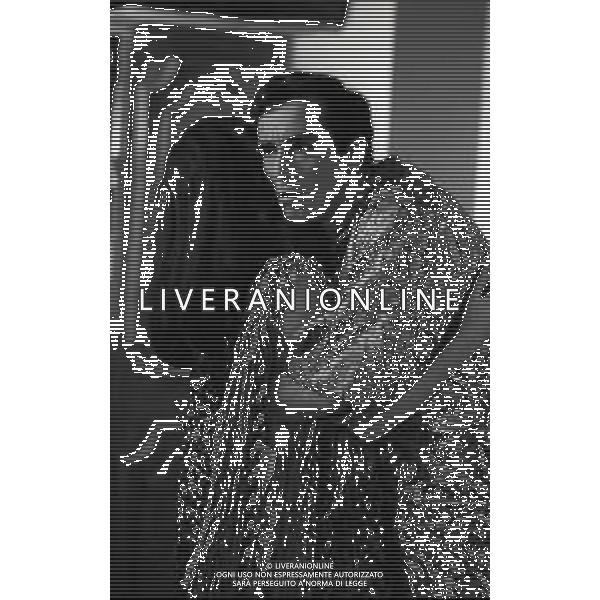 RETROSPETTIVA VITTORIO GASSMAN ATTORE NELLA FOTO VITTORIO GASSMAN NELL\'ANNO 1969 NEL FILM“IL DIVORZIO“ CON HELENA ROONE AG ALDO LIVERANI SAS 