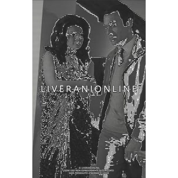 RETROSPETTIVA VITTORIO GASSMAN ATTORE NELLA FOTO VITTORIO GASSMAN NELL\'ANNO 1969 NEL FILM“IL DIVORZIO“ CON HELENA ROONE AG ALDO LIVERANI SAS   