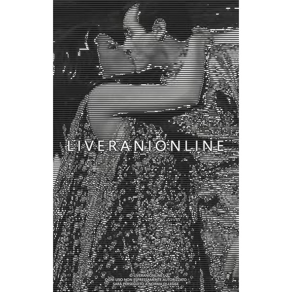 RETROSPETTIVA VITTORIO GASSMAN ATTORE NELLA FOTO VITTORIO GASSMAN NELL\'ANNO 1969 NEL FILM“IL DIVORZIO“ CON HELENA ROONE AG ALDO LIVERANI SAS 