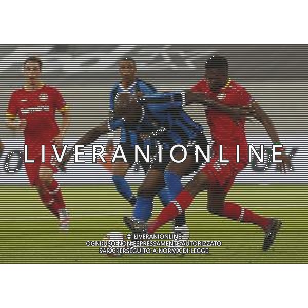 UEFA - EUROPA LEAGUE Germania Quarti di Finale 10/08/2020 Inter - Bayer Leverkusen nella foto: Lukaku Romelu (f.c.Internazionale) E. Tapsoba (Leverkusen) ©Claudio Zamagni/Agenzia Aldo Liverani Lukaku Romelu (f.c.Internazionale) E. Tapsoba (Leverkusen) during UEFA EUROPA LEAGUE Germany Quarter-Finals match between F.C. Internazionale and Bayer Leverkusen at Merkur Spiel-Arena in Dusseldorf on August 10 2020. photo credit by Claudio Zamagni/Aldo Liverani Photo Agency/AGENZIA ALDO LIVERANI SAS