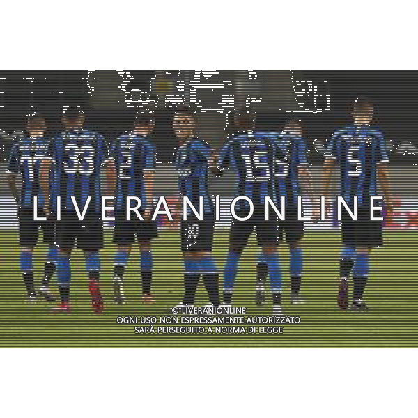 UEFA - EUROPA LEAGUE Germania Quarti di Finale 10/08/2020 Inter - Bayer Leverkusen nella foto: Martinez Lautaro (f.c.Internazionale) Brozovic Marcelo (f.c.Internazionale)D’ambrosio Danilo (f.c.Internazionale) Young Ashley (f.c.Internazionale)Gagliardini Roberto (f.c.Internazionale) ©Claudio Zamagni/Agenzia Aldo Liverani Martinez Lautaro (f.c.Internazionale) Brozovic Marcelo (f.c.Internazionale)D’ambrosio Danilo (f.c.Internazionale) Young Ashley (f.c.Internazionale)Gagliardini Roberto (f.c.Internazionale) during UEFA EUROPA LEAGUE Germany Quarter-Finals match between F.C. Internazionale and Bayer Leverkusen at Merkur Spiel-Arena in Dusseldorf on August 10 2020. photo credit by Claudio Zamagni/Aldo Liverani Photo Agency/AGENZIA ALDO LIVERANI SAS