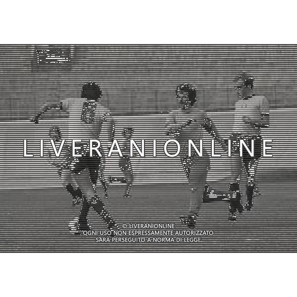 1972 ALLENAMENTO NAZIONALE ITALIANA DI CALCIO NELLA FOTO GIANNI RIVERA AG ALDO LIVERANI SAS