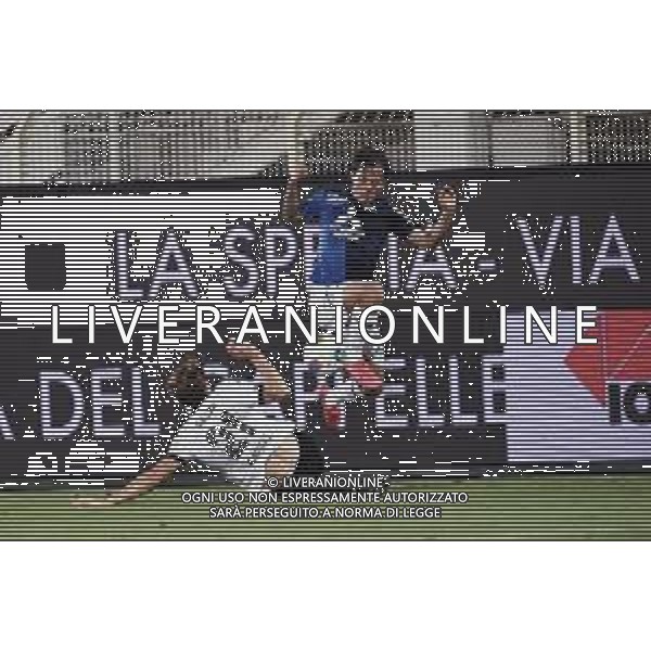 Playoff - Spezia vs Chievo - Campionato di Calcio Serie B 2019/2020, 11 agosto 2020 La Spezia, Italia Nella foto: Vignato (Chievo Verona) in azione contrastato da Salva (Spezia) @LM/Matteo Papini AG ALDO LIVERANI SAS