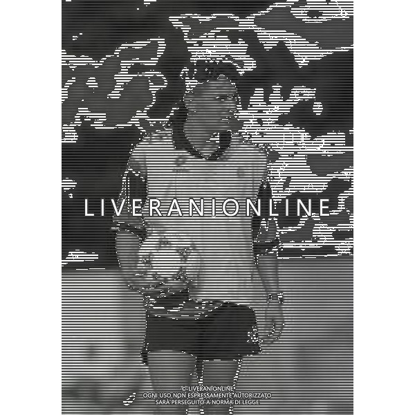 RETROSPETTIVA ROBERTO BAGGIO CALCIATORE NELLA FOTO ROBERTO BAGGIO CON LA MAGLIA DEL MILAN CALCIO 1995-1996 AG ALDO LIVERANI SAS