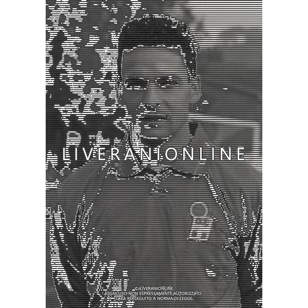 RETROSPETTIVA ROBERTO BAGGIO CALCIATORE NELLA FOTO ROBERTO BAGGIO NEL\'ANNO 1993-1994 CON LA MAGLIA DELLA NAZIONALE ITALIANA AG ALDO LIVERANI SAS