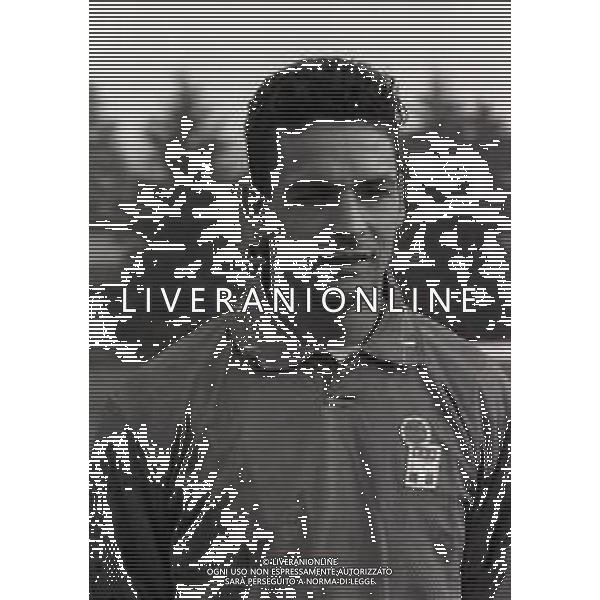 RETROSPETTIVA ROBERTO BAGGIO CALCIATORE NELLA FOTO ROBERTO BAGGIO NEL\'ANNO 1993-1994 CON LA MAGLIA DELLA NAZIONALE ITALIANA AG ALDO LIVERANI SAS
