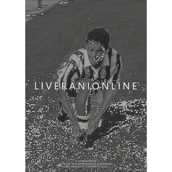 RETROSPETTIVA ROBERTO BAGGIO CALCIATORE NELLA FOTO ROBERTO BAGGIO NEL\'ANNO 1992-1993 CON LA MAGLIA DELLA JUVENTUS  AG ALDO LIVERANI SAS 