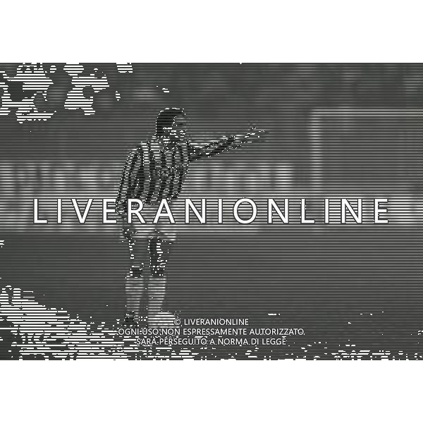 RETROSPETTIVA ROBERTO BAGGIO CALCIATORE NELLA FOTO ROBERTO BAGGIO NEL\'ANNO 1991-1992 CON LA MAGLIA DELLA JUVENTUS  AG ALDO LIVERANI SAS 