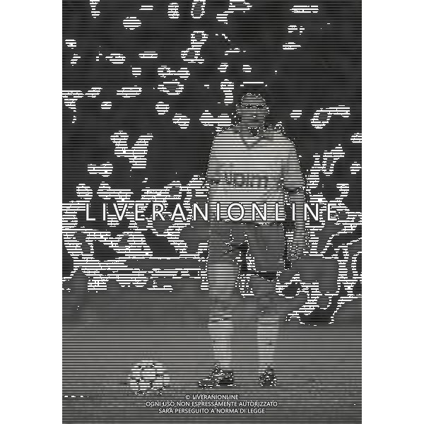RETROSPETTIVA ROBERTO BAGGIO CALCIATORE NELLA FOTO ROBERTO BAGGIO NEL\'ANNO 1991-1992 CON LA MAGLIA DELLA JUVENTUS  AG ALDO LIVERANI SAS 