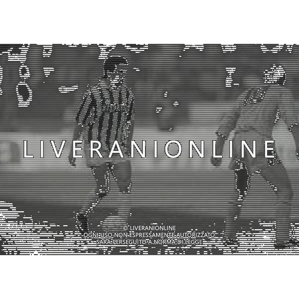 RETROSPETTIVA ROBERTO BAGGIO CALCIATORE NELLA FOTO ROBERTO BAGGIO NEL\'ANNO 1991-1992 CON LA MAGLIA DELLA JUVENTUS  AG ALDO LIVERANI SAS 