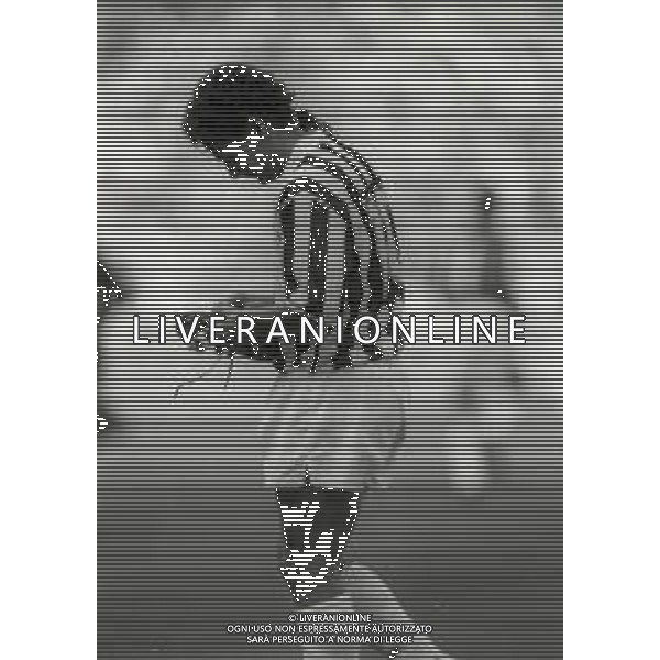 RETROSPETTIVA ROBERTO BAGGIO CALCIATORE NELLA FOTO ROBERTO BAGGIO NEL\'ANNO 1991-1992 CON LA MAGLIA DELLA JUVENTUS  AG ALDO LIVERANI SAS 