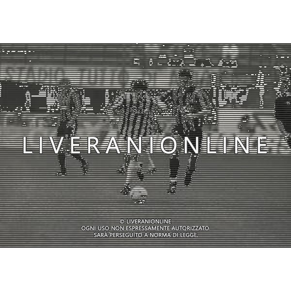 RETROSPETTIVA ROBERTO BAGGIO CALCIATORE NELLA FOTO ROBERTO BAGGIO NEL\'ANNO 1991-1992 CON LA MAGLIA DELLA JUVENTUS  AG ALDO LIVERANI SAS 