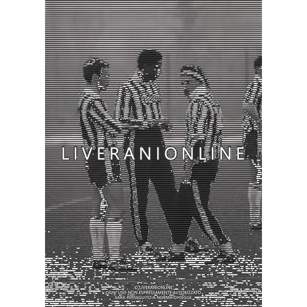 RETROSPETTIVA ROBERTO BAGGIO CALCIATORE NELLA FOTO ROBERTO BAGGIO NEL\'ANNO 1991-1992 CON LA MAGLIA DELLA JUVENTUS  AG ALDO LIVERANI SAS 