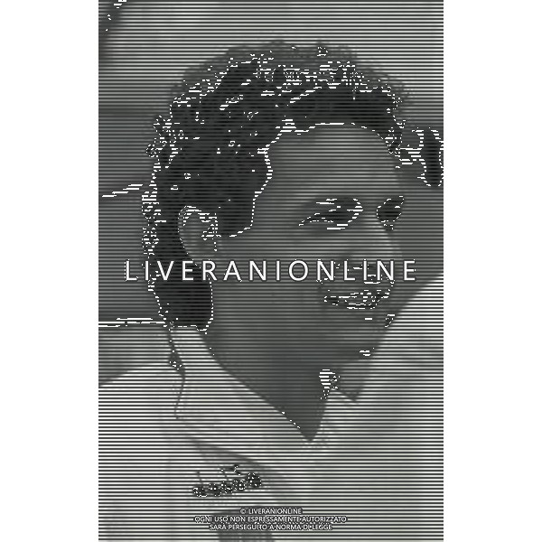 RETROSPETTIVA ROBERTO BAGGIO CALCIATORE NELLA FOTO ROBERTO BAGGIO NEL\'ANNO 1990-1991 CON LA MAGLIA DELLA NAZIONALE ITALIANA AG ALDO LIVERANI SAS  