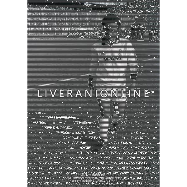 RETROSPETTIVA JUARY CALCIATORE NELLA FOTO JUARY CON LA MAGLIA DELL\'INTER CALCIO NELL\'ANNO 1982-1983 AG ALDO LIVERANI SAS 