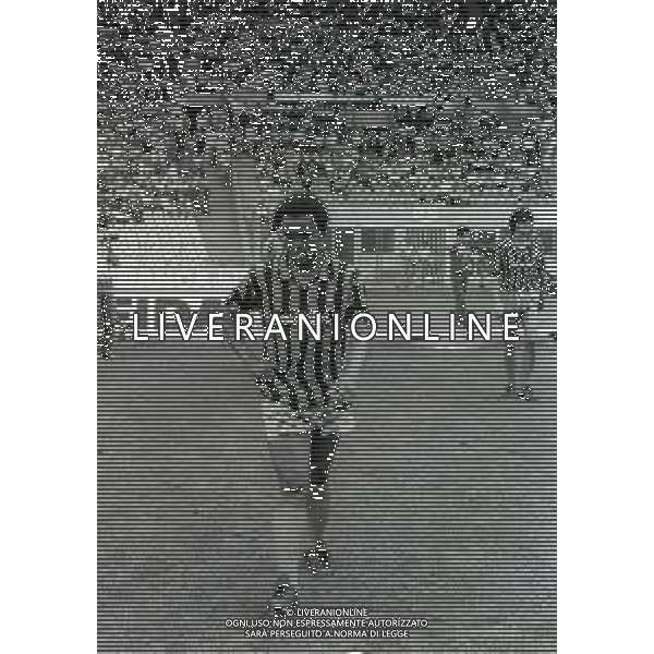 RETROSPETTIVA JUARY CALCIATORE NELLA FOTO JUARY CON LA MAGLIA DELL\'INTER CALCIO NELL\'ANNO 1982-1983 AG ALDO LIVERANI SAS 