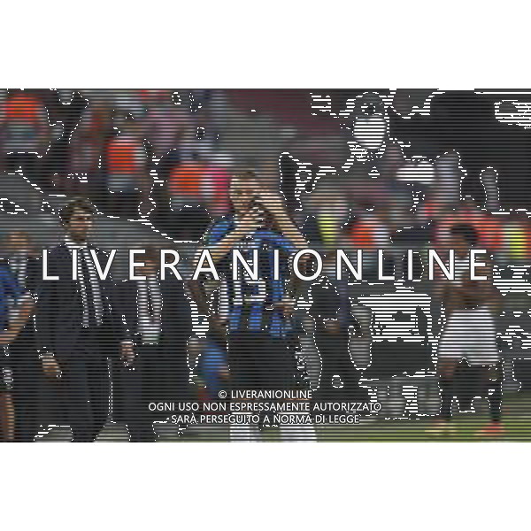 UEFA - FINALE EUROPA LEAGUE Germania 21/08/2020 Siviglia - Inter nella foto: la delusione di ashley young con skriniar (f.c.Internazionale) ©Claudio Zamagni/Agenzia Aldo Liverani during UEFA EUROPA LEAGUE Germany Final match between Siviglia and and F.C. Internazionale at Rhein Energie Stadium in Cologne on August 21 2020. photo credit by Claudio Zamagni/Aldo Liverani Photo Agency / AGENZIA ALDO LIVERANI SAS