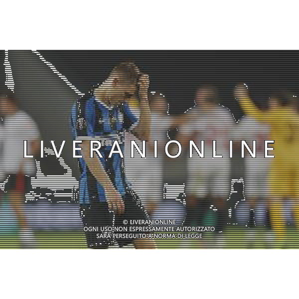 UEFA - FINALE EUROPA LEAGUE Germania 21/08/2020 Siviglia - Inter nella foto: delusione Barella Nicolo’(f.c.Internazionale) ©Claudio Zamagni/Agenzia Aldo Liverani during UEFA EUROPA LEAGUE Germany Final match between Siviglia and and F.C. Internazionale at Rhein Energie Stadium in Cologne on August 21 2020. photo credit by Claudio Zamagni/Aldo Liverani Photo Agency