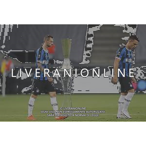 UEFA - FINALE EUROPA LEAGUE Germania 21/08/2020 Siviglia - Inter nella foto: Brozovic Marcelo (f.c.Internazionale) Martinez Lautaro (f.c.Internazionale) ©Claudio Zamagni/Agenzia Aldo Liverani Brozovic Marcelo (f.c.Internazionale) Martinez Lautaro (f.c.Internazionale) during UEFA EUROPA LEAGUE Germany Final match between Siviglia and and F.C. Internazionale at Rhein Energie Stadium in Cologne on August 21 2020. photo credit by Claudio Zamagni/Aldo Liverani Photo Agency