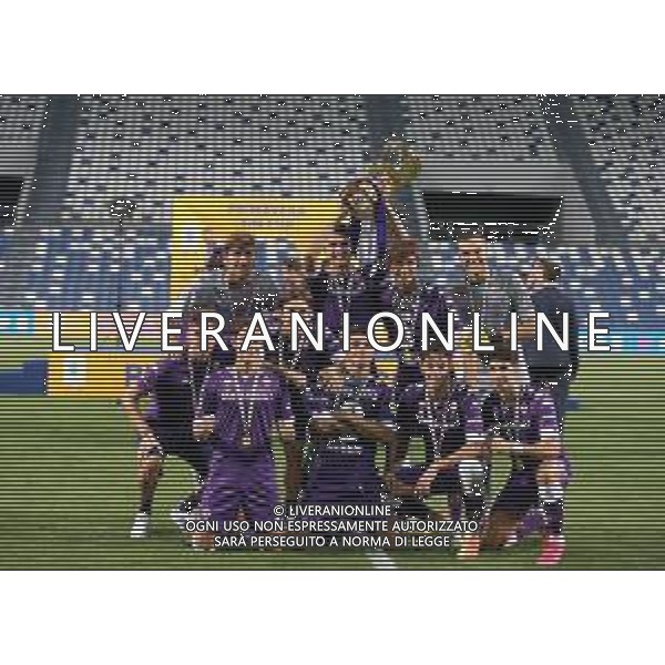 HELLAS VERONA - FIORENTINA COPPA ITALIA FINALE PRIMAVERA TIM CUP 2019/2020 REGGIO EMILIA MAPEI STADIUM 26.08.2020 NELLA FOTO ESULTANZA E FESTEGGIAMENTI A FINE GARA DEI GIOCATORI DELLA FIORENTINA VINCITORI DEL TROFEO ©SANTANDREA / AGENZIA ALDO LIVERANI SAS