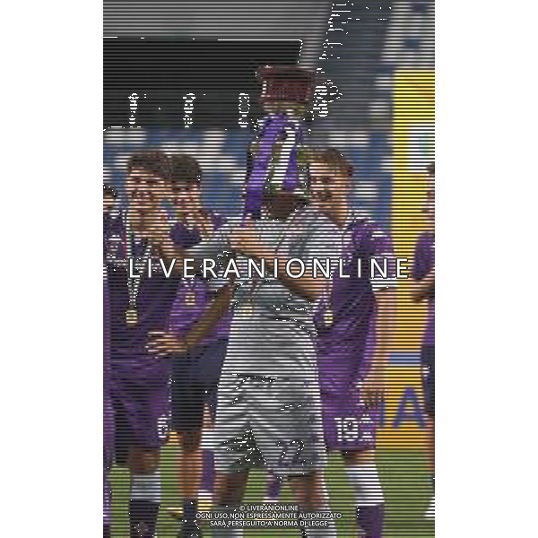 HELLAS VERONA - FIORENTINA COPPA ITALIA FINALE PRIMAVERA TIM CUP 2019/2020 REGGIO EMILIA MAPEI STADIUM 26.08.2020 NELLA FOTO ESULTANZA E FESTEGGIAMENTI A FINE GARA DEI GIOCATORI DELLA FIORENTINA VINCITORI DEL TROFEO -NICCOLO\' CHIORRA ©SANTANDREA / AGENZIA ALDO LIVERANI SAS
