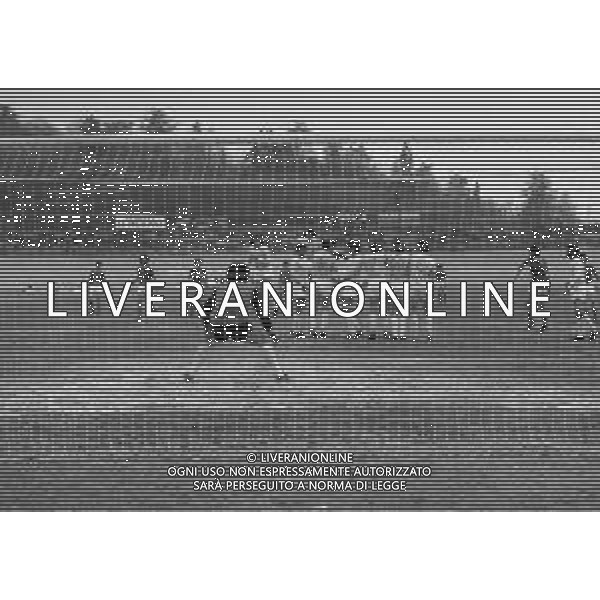 08-03-1981 VARESE CAMPIONATO DI CALCIO SERIE B VARESE LAZIO 3-2 NELLA FOTO AZIONE DI GIOCO AG ALDO LIVERANI SAS