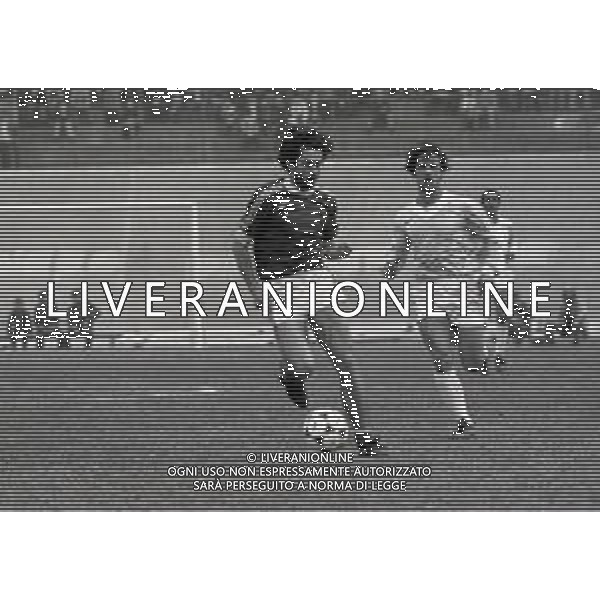 08-03-1981 VARESE CAMPIONATO DI CALCIO SERIE B VARESE LAZIO 3-2 NELLA FOTO AZIONE DI GIOCO AG ALDO LIVERANI SAS