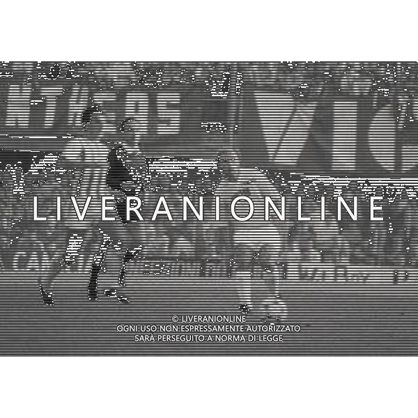20-10-1985 VICENZA-CAMPIONATO DI CALCIO SERIE A L.R. VICENZA-LAZIO 2-0 NELLA FOTO AZIONE DI GIOCO AG ALDO LIVERANI SAS