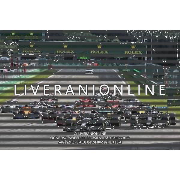 Lewis Hamilton (GBR) Mercedes AMG F1 W11 leads at the start of the race. 30.08.2020. Formula 1 World Championship, Rd 7, Belgian Grand Prix, Spa Francorchamps, Belgium, Race Day. - www.xpbimages.com, EMail: requests@xpbimages.com - copy of publication required for printed pictures. Every used picture is fee-liable. © Copyright: Charniaux / XPB Images/ AGENZIA ALDO LIVERANI SAS - ITALY ONLY EDITORIAL USE ONLY