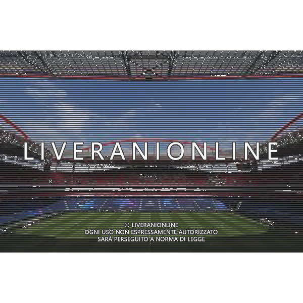 LISBON, PORTUGAL - AUGUST 11: A general view inside the stadium prior to the Atalanta walk around ahead of the UEFA Champions League Quarter Final match between Atalanta and PSG at Estadio do Sport Lisboa e Benfica on August 11, 2020 in Lisbon, Portugal. (Photo by Michael Regan - UEFA/UEFA via Getty Images) AG ALDO LIVERANI SAS