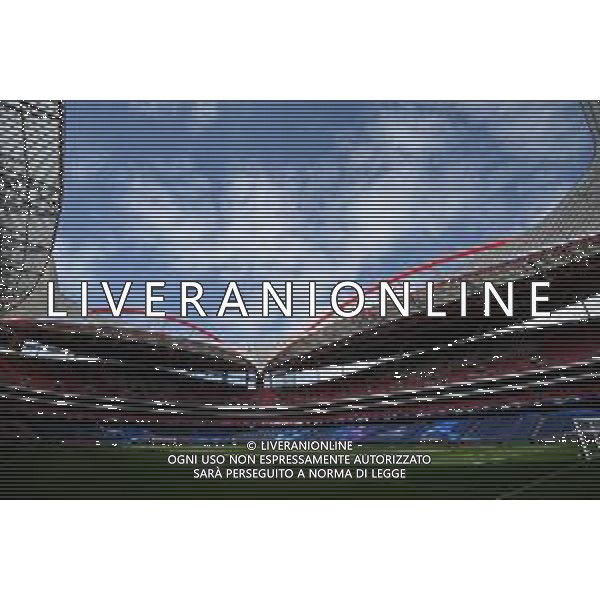LISBON, PORTUGAL - AUGUST 11: A general view inside the stadium prior to the Atalanta walk around ahead of the UEFA Champions League Quarter Final match between Atalanta and PSG at Estadio do Sport Lisboa e Benfica on August 11, 2020 in Lisbon, Portugal. (Photo by Michael Regan - UEFA/UEFA via Getty Images) AG ALDO LIVERANI SAS