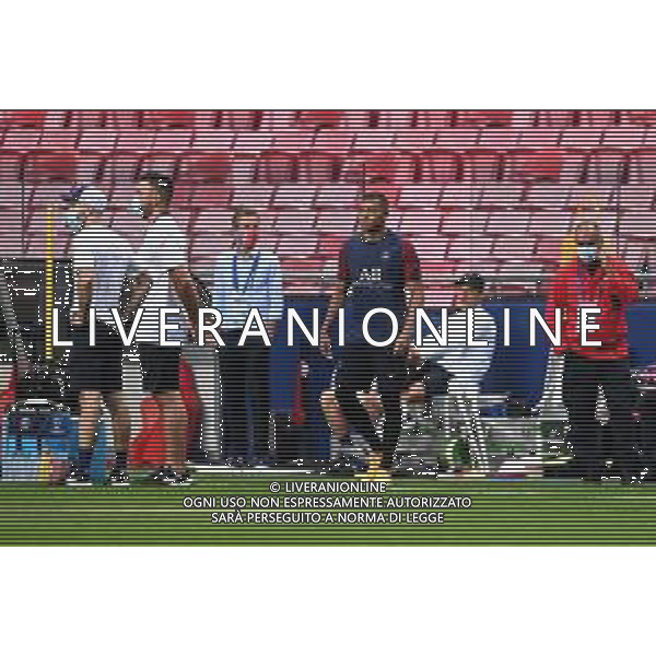 LISBON, PORTUGAL - AUGUST 11: Kylian Mbappe of PSG looks on during the PSG Training Session ahead of the UEFA Champions League Quarter Final match between Atalanta and PSG at Estadio do Sport Lisboa e Benfica on August 11, 2020 in Lisbon, Portugal. (Photo by Michael Regan - UEFA/UEFA via Getty Images) AG ALDO LIVERANI SAS