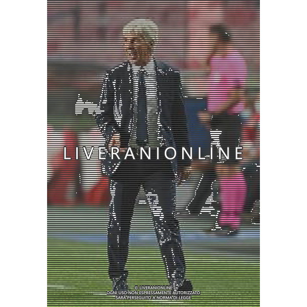 LISBON, PORTUGAL - AUGUST 12: Gian Piero Gasperini, Manager of Atalanta reacts during the UEFA Champions League Quarter Final match between Atalanta and Paris Saint-Germain at Estadio do Sport Lisboa e Benfica on August 12, 2020 in Lisbon, Portugal. (Photo by Michael Regan - UEFA/UEFA via Getty Images) AG ALDO LIVERANI SAS