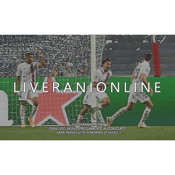 LISBON, PORTUGAL - AUGUST 12: Marquinhos of Paris Saint-Germain celebrates after scoring his team\'s first goal during the UEFA Champions League Quarter Final match between Atalanta and Paris Saint-Germain at Estadio do Sport Lisboa e Benfica on August 12, 2020 in Lisbon, Portugal. (Photo by Michael Regan - UEFA/UEFA via Getty Images) AG ALDO LIVERANI SAS