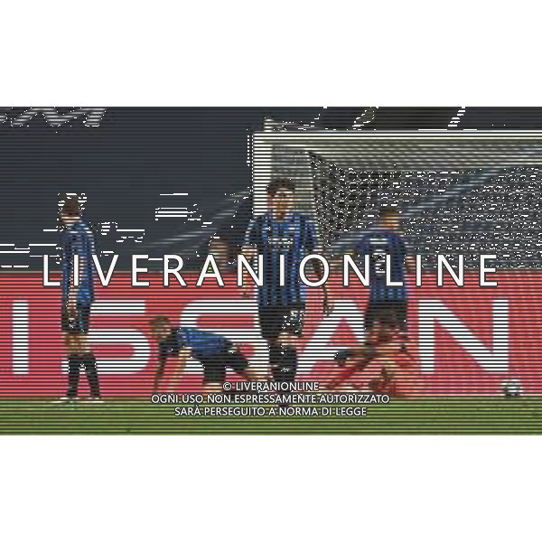 LISBON, PORTUGAL - AUGUST 12: Jacopo Da Riva of Atalanta reacts to PSG scoring their second goal during the UEFA Champions League Quarter Final match between Atalanta and Paris Saint-Germain at Estadio do Sport Lisboa e Benfica on August 12, 2020 in Lisbon, Portugal. (Photo by Michael Regan - UEFA/UEFA via Getty Images) AG ALDO LIVERANI SAS