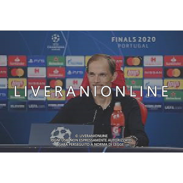 LISBON, PORTUGAL - AUGUST 18: Thomas Tuchel, Manager of Paris Saint-Germain speaks to the media during a press conference following the UEFA Champions League Semi Final match between RB Leipzig and Paris Saint-Germain F.C at Estadio do Sport Lisboa e Benfica on August 18, 2020 in Lisbon, Portugal. (Photo by UEFA - Handout/UEFA via Getty Images) AG ALDO LIVERANI SAS