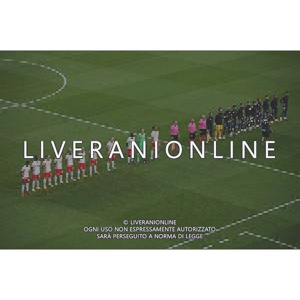 LISBON, PORTUGAL - AUGUST 18: The two teams line up prior to the UEFA Champions League Semi Final match between RB Leipzig and Paris Saint-Germain F.C at Estadio do Sport Lisboa e Benfica on August 18, 2020 in Lisbon, Portugal. (Photo by UEFA - Handout/UEFA via Getty Images) AG ALDO LIVERANI SAS