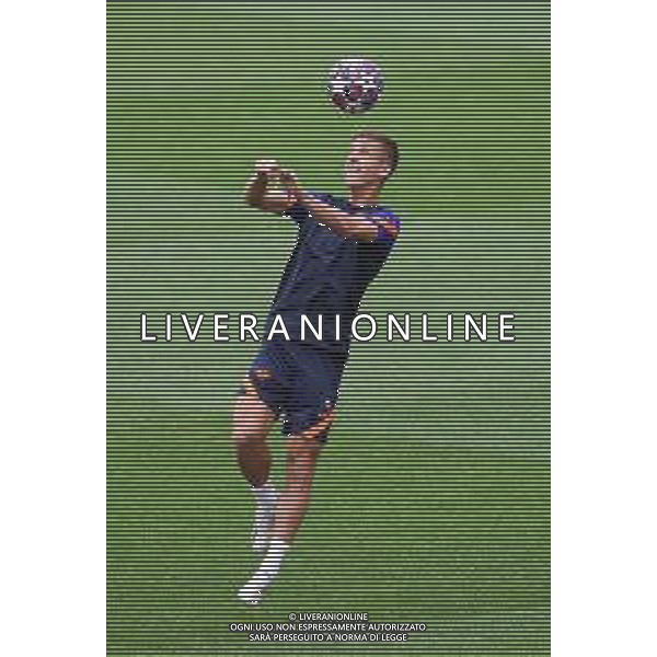 LISBON, PORTUGAL - AUGUST 17: Dani Olmo of RB Leipzig trains during a RB Leipzig training session at Estadio do Sport Lisboa e Benfica on August 17, 2020 in Lisbon, Portugal. (Photo by Julian Finney - UEFA/Getty Images) AG ALDO LIVERANI SAS