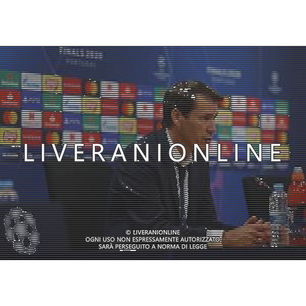 LISBON, PORTUGAL - AUGUST 19: Rudi Garcia, Head Coach of Olympique Lyonnais speaks to the media during a press conference following the UEFA Champions League Semi Final match between Olympique Lyonnais and Bayern Munich at Estadio Jose Alvalade on August 19, 2020 in Lisbon, Portugal. (Photo by UEFA - Handout/UEFA via Getty Images) AG ALDO LIVERANI SAS