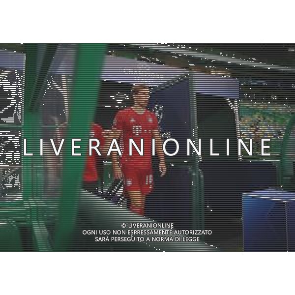 LISBON, PORTUGAL - AUGUST 19: Leon Goretzka of Bayern Munich walk out for second half during the UEFA Champions League Semi Final match between Olympique Lyonnais and Bayern Munich at Estadio Jose Alvalade on August 19, 2020 in Lisbon, Portugal. (Photo by Julian Finney - UEFA/UEFA via Getty Images) AG ALDO LIVERANI SAS