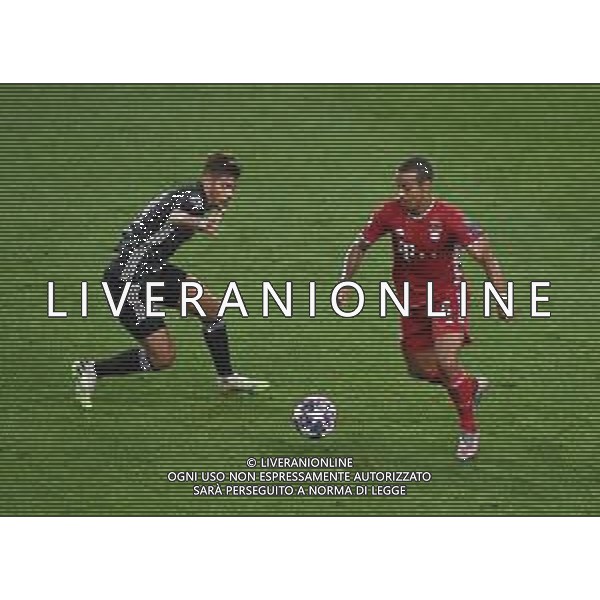 LISBON, PORTUGAL - AUGUST 19: Thiago Alcantara of Bayern Munich battles for possession with Bruno Guimaraes of Olympique Lyonnais during the UEFA Champions League Semi Final match between Olympique Lyonnais and Bayern Munich at Estadio Jose Alvalade on August 19, 2020 in Lisbon, Portugal. (Photo by Michael Regan - UEFA/UEFA via Getty Images) AG ALDO LIVERANI SAS