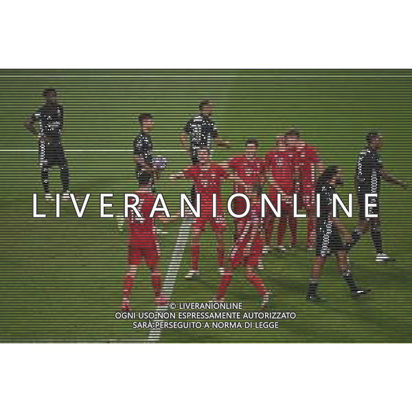 LISBON, PORTUGAL - AUGUST 19: Serge Gnabry of Bayern Munich celebrates with teammates after scoring his team\'s second goal during the UEFA Champions League Semi Final match between Olympique Lyonnais and Bayern Munich at Estadio Jose Alvalade on August 19, 2020 in Lisbon, Portugal. (Photo by Michael Regan - UEFA/UEFA via Getty Images) AG ALDO LIVERANI SAS