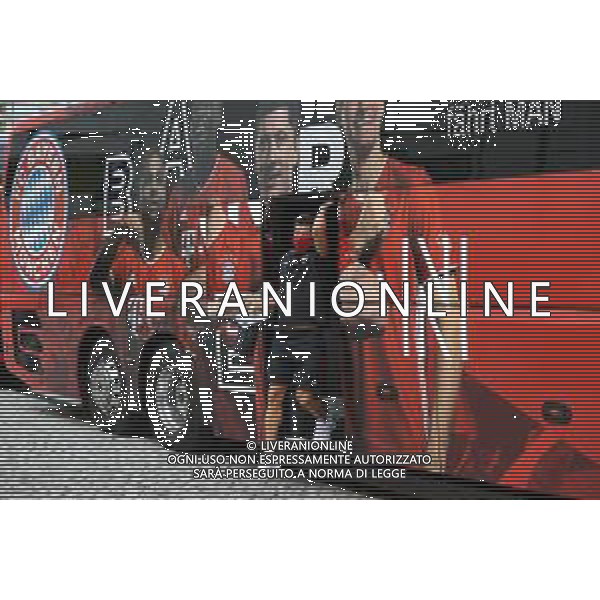 LISBON, PORTUGAL - AUGUST 19: Robert Lewandowski of Bayern Munich arrives at the stadium prior to the UEFA Champions League Semi Final match between Olympique Lyonnais and Bayern Munich at Estadio Jose Alvalade on August 19, 2020 in Lisbon, Portugal. (Photo by Julian Finney - UEFA/UEFA via Getty Images) AG ALDO LIVERANI SAS