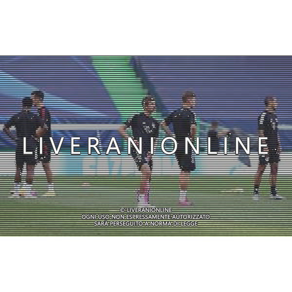 LISBON, PORTUGAL - AUGUST 18: Thomas Mueller of Bayern Munich looks on during a training session ahead of their UEFA Champions League Semi Final match against Olympique Lyonnais at Estadio do Sport Lisboa e Benfica on August 18, 2020 in Lisbon, Portugal. (Photo by Carlos Rodrigues - UEFA/UEFA via Getty Images) AG ALDO LIVERANI SAS