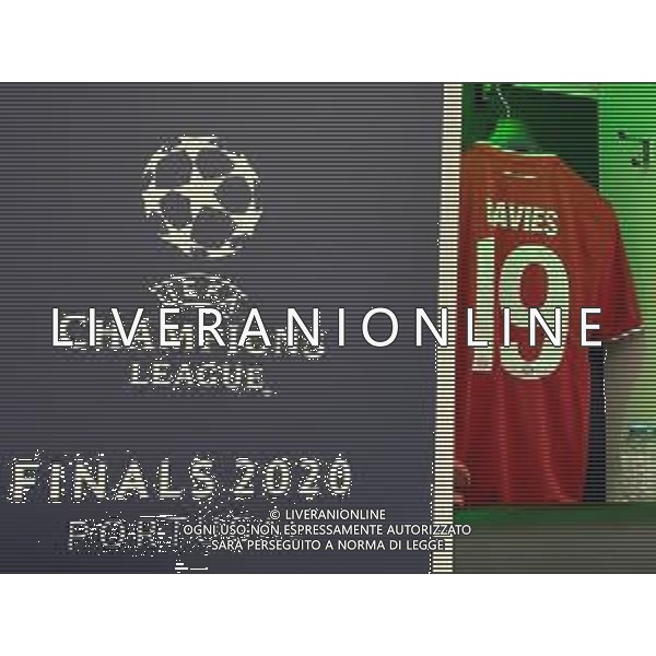 LISBON, PORTUGAL - AUGUST 19: A view of the FC Bayern Munich dressingroom prior to the UEFA Champions League Semi Final match between Olympique Lyonnais and Bayern Munich at Estadio Jose Alvalade on August 19, 2020 in Lisbon, Portugal. (Photo supplied by FC Bayern Munchen) AG ALDO LIVERANI SAS